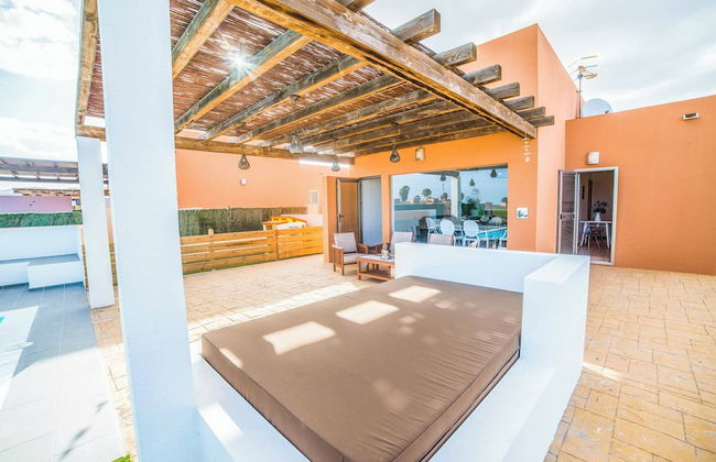 Villa Kelu - Photo 1