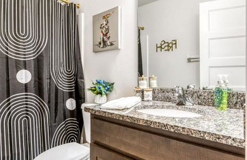 Spacious 2 bedroom/2.5 bathroom Townhome - Foto 54