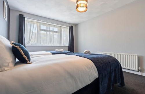 3 bedroom Bungalow for Contractors,Workers,Relocation,Insurance,Family, Free Parking - Foto 2