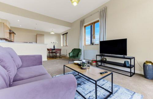 2 Bed Penthouse Suite in central MK - Foto 8
