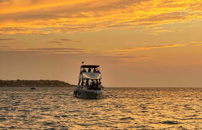 Sunset Cartagena Bay Cruise - Foto 4