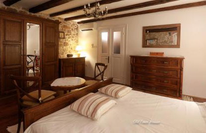 Old town house - Photo 22