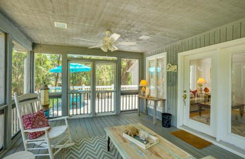 Near Edisto Beach State Park Home with Lanais! - Foto 8