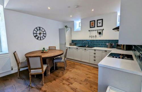 The Livery Cottage at Cefn Tilla Court, Usk - Foto 10