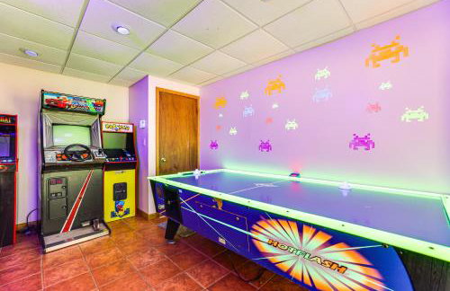 Secluded Family Cabin with Fire Pit in Lake Ariel! - Foto 2