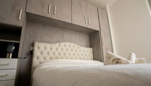 Free Parking - San Gerardo cosy apartment - Foto 5, wardrobe