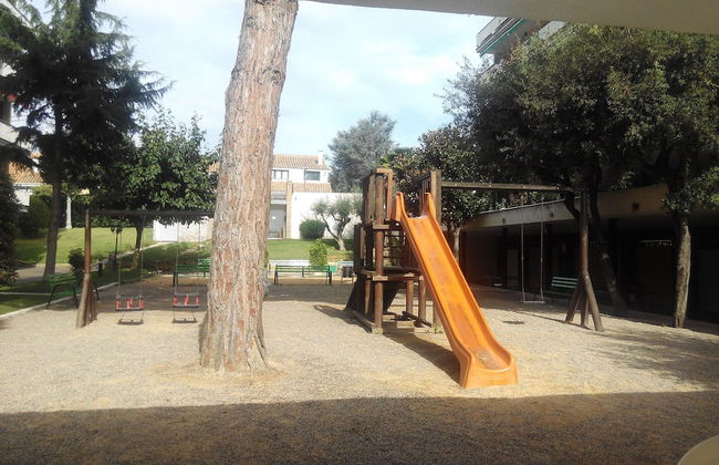 Apartamentos Llavaneras - Foto 41