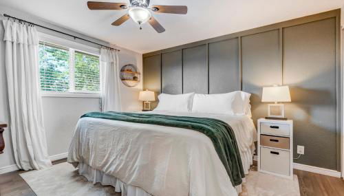 Family Vacation Home with Trampoline - Foto 3