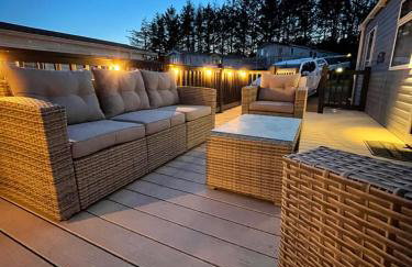 Tigers Wood - 2 bed hot tub lodge with free golf, NO BUGGY - Foto 9