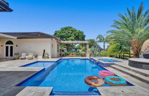 8-BR with Pool & Mini-golf & Soccer - Foto 113