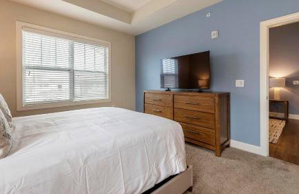 Landing Stylish 3BD Clubhouse Gym - Photo 59