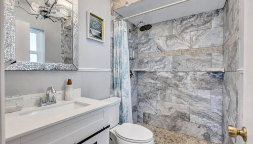 Hernando Beach Gulf Access, Dock & Heated Pool - Foto 4, towels, Shower