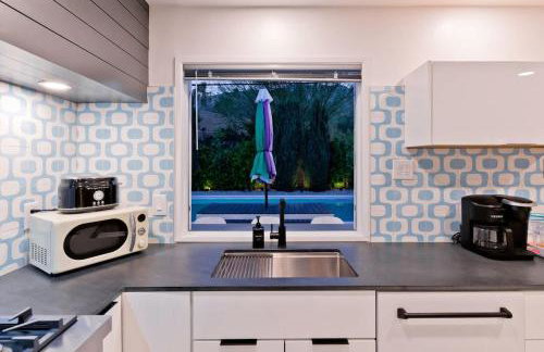 Quintessential Family Palm Springs Salt Pool Spa Casita - Foto 21