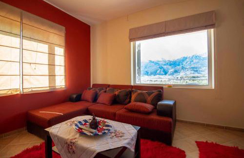 Cozy Hilltop Home with Breathtaking Views - Foto 7