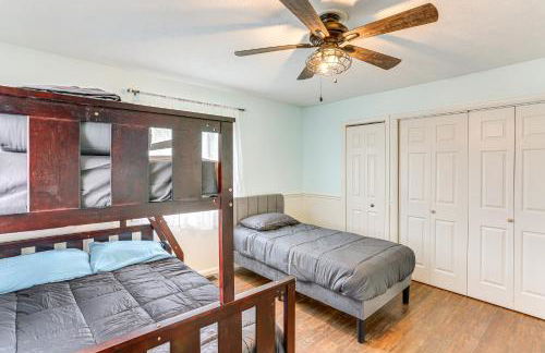 Walk to Sandusky Bay Home with Hot Tub and Fire Pit! - Foto 18