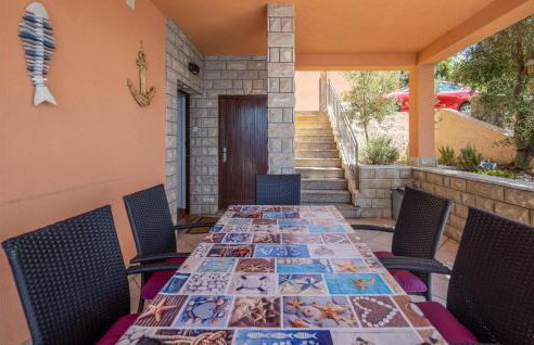 Beautiful Home In Lukovo Sugarje - Foto 21