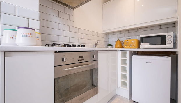 Host Stay Good Vibes at Buckingham - Foto 3, Habitación