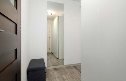 Subtle Apartment in Poznań with Parking Close to the Airport by Noclegi Renters - Foto 18