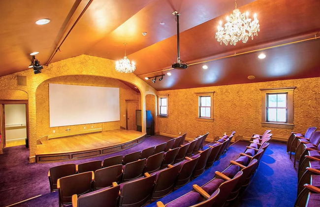 Mansion w 10 Bedrooms Pool and Theater - Foto 3