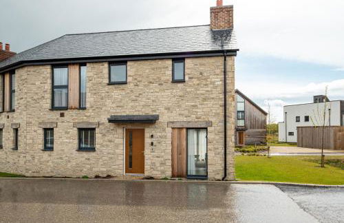 Lakeside property with access into Spa on a nature reserve Avalon WI24a - Photo 2