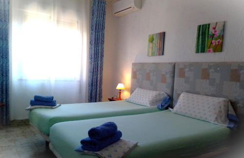 Villa at seafront with private garden-655 - Foto 9