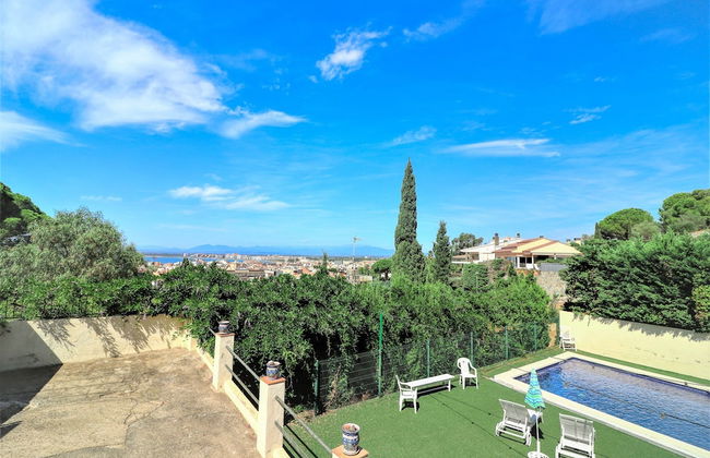 House in Roses With Pool Near La Punta Beach - Photo 39