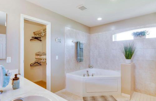 Saltwater Pool and Gas Grill Cape Coral Oasis! - Foto 19