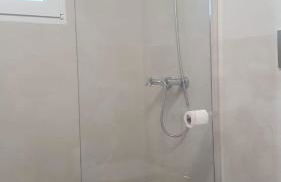 Preciosa planta baja a pocos metros de la playa - Foto 15