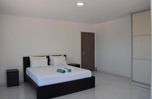 Black & White Apartments - Foto 3