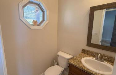 Spacious & Bright Lake Cabin, pet friendly, 8 beds - Foto 17