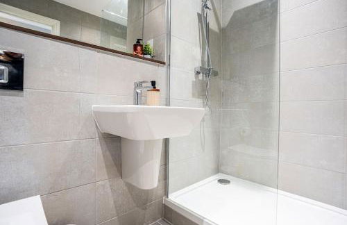 Luxury 3BR Apartment - City Centre - Sleeps 10 - Foto 40