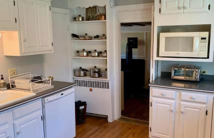 Charming 4BR colonial close to downtown - Foto 24