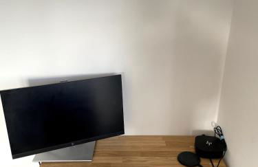 Spacious Family Friendly Cottage - Photo 22