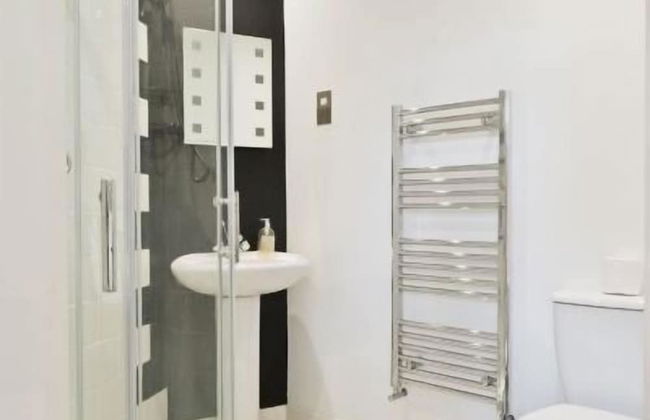 Crieff Armoury Luxury Self Catering Apartment - Foto 3