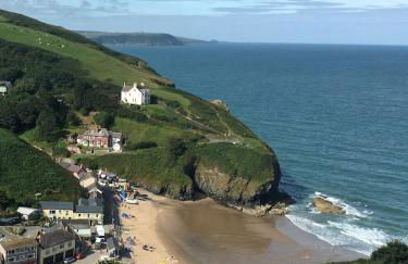 Ponycob hot tub 2 bed ensuite - Photo 9