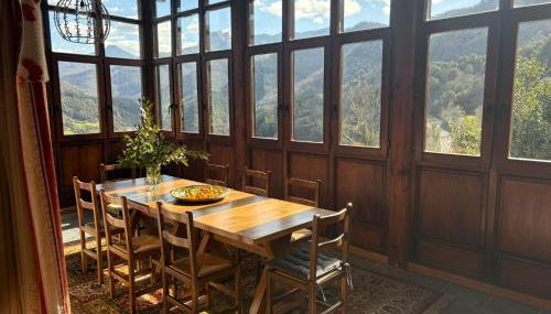 Suzanne & Richard Aparment - Photo 2