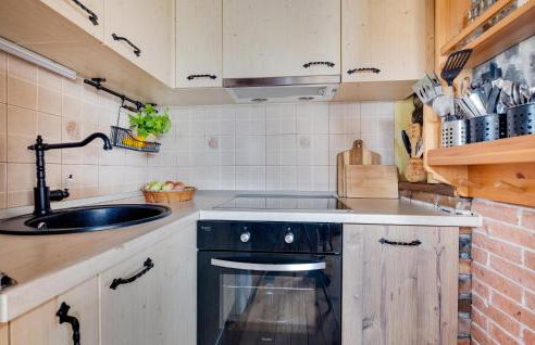 Beautiful Home In Samobor With Kitchen - Photo 28