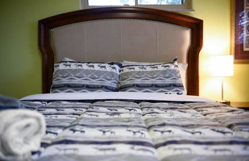 Secluded Hilltop Hideaway - Hot Tub! Two Living Rooms! - Foto 23