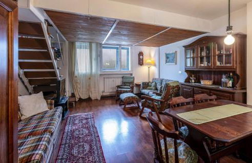 2 Bedroom Cozy Apartment In San Massimo - Foto 2