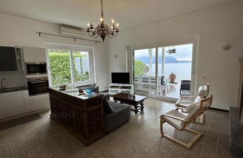 Villa Anastasye Your Lakefront Vacation Rental - Foto 16