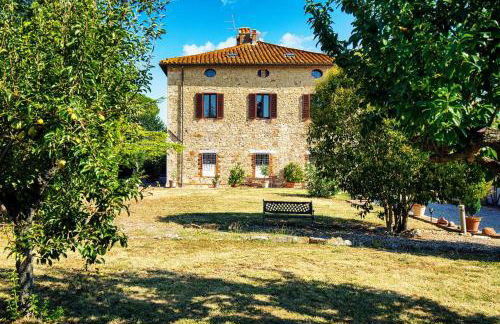 Timeless 19th-Century Villa with Private Pool Oasis - Photo 43