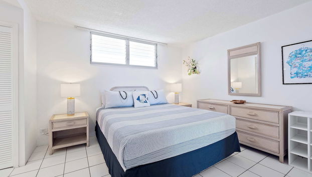 Kolu Honu Stunning Beachfront Condo for 2! - Foto 3, Habitación