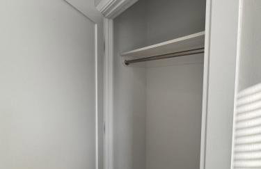 Furnished 2-Bedroom Apartment Prime Location Near South Bay and UMass - Foto 9