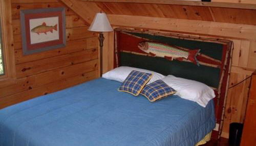 Charming Lakefront Cabin Rental with Games Room near Bangor, Maine - Foto 4