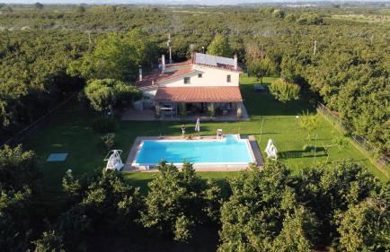 Splendida villa con piscina - Foto 1