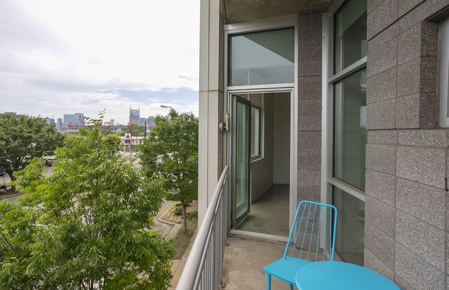 Unfurnished Condo | Amazing Layout with Balcony and In-building Storage Unit - Foto 36