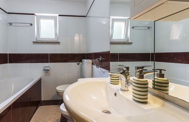 Luxury Villa Lucia with heated pool - Foto 19