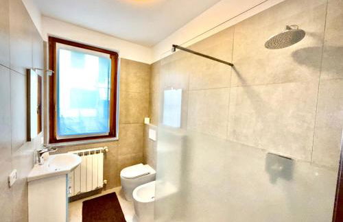 Airport House 2' from MXP, 15' public shuttle free self-check-in - Foto 23