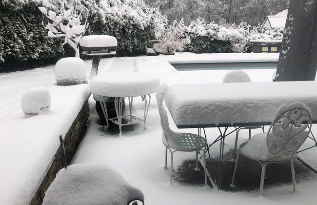 Stylish Stay With Pool, Jalhay - Foto 22