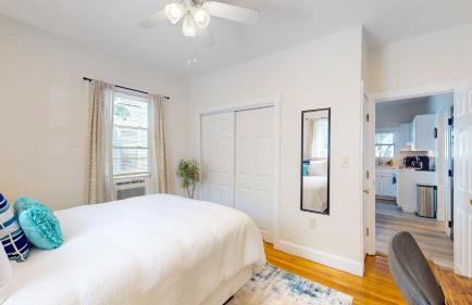MitHarvard, Central Sq, 2 room studio w Porch - Foto 12